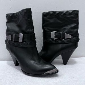 B.Makowsky Ankle Boots